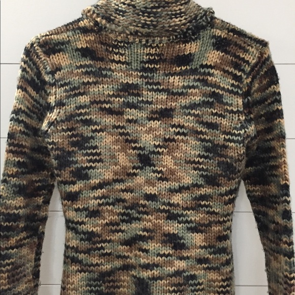 🛑 SOLD! CHUNKY CAMO Knit Crop Turtleneck Sweater - Picture 6 of 8